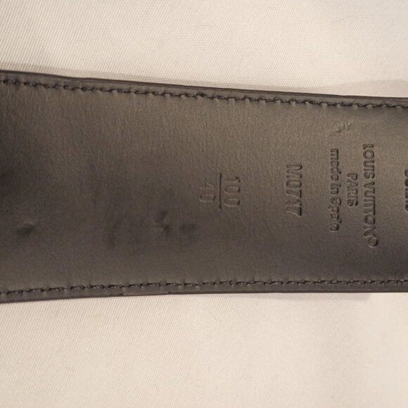 Louis Vuitton Shadow Belt - Picture 2 of 3